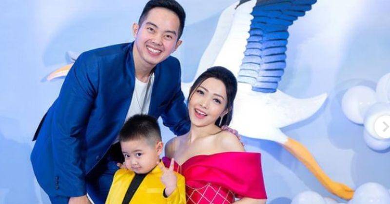 Instagram.com/lizzebethmua