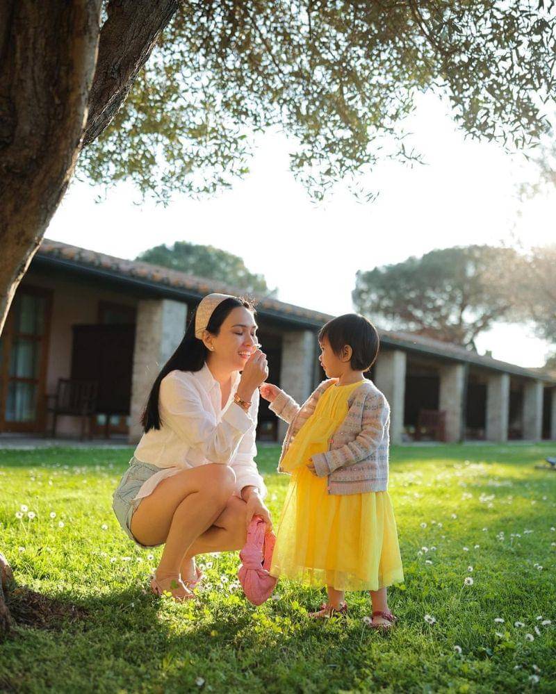 Instagram.com/shandyaulia