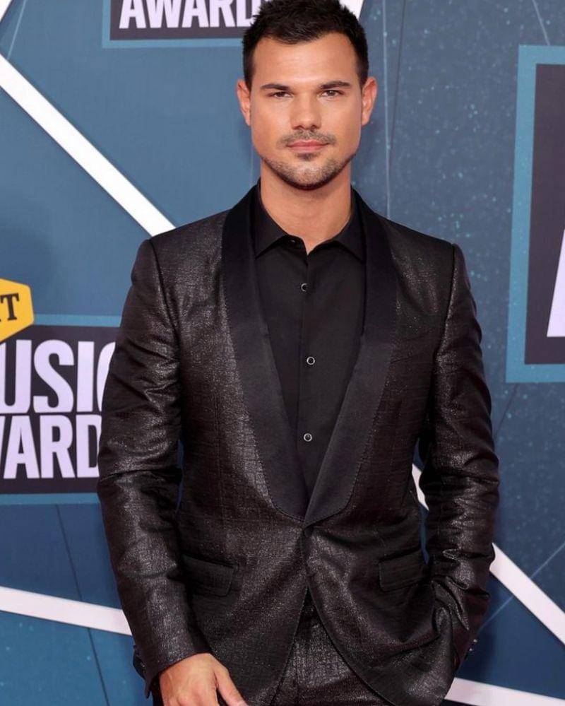Instagram.com/Taylorlautner