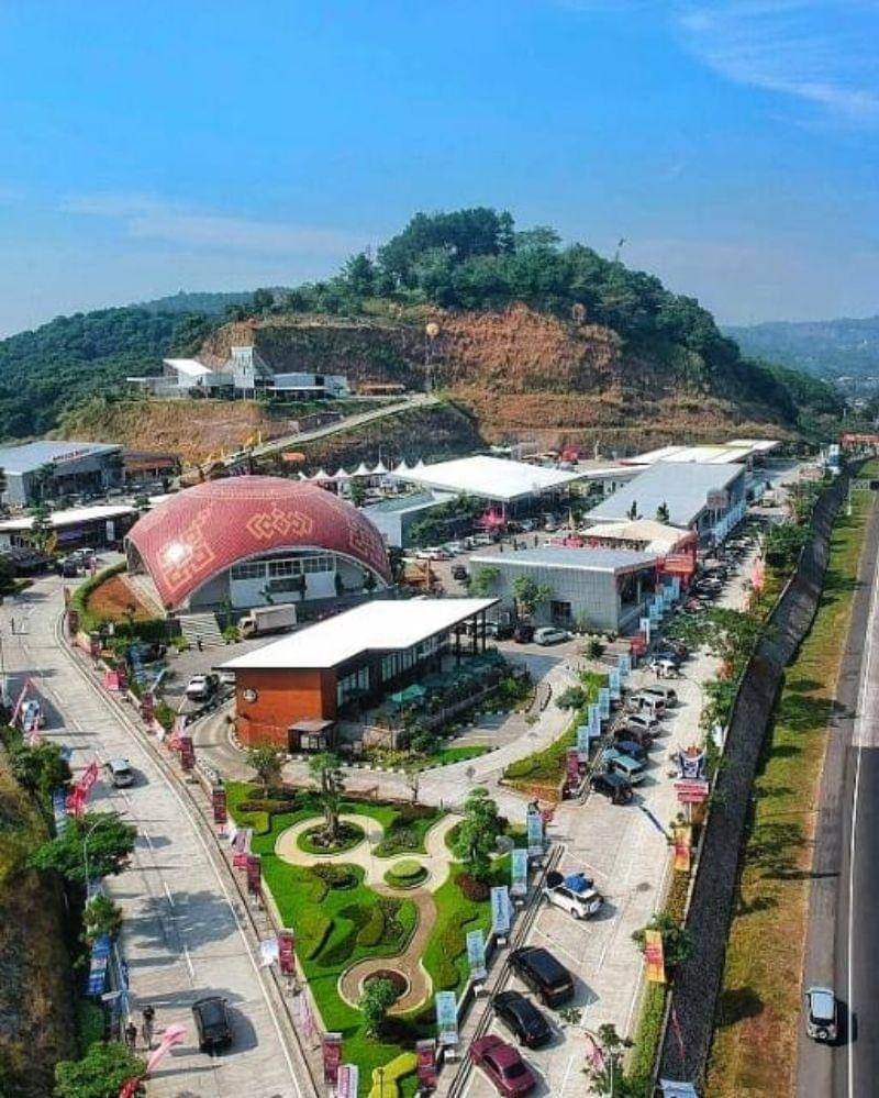 Twitter.com/wisatasemarang