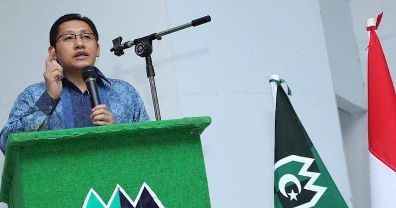 Instagram.com/anasurbaningrum_