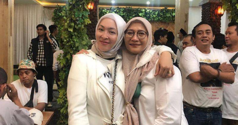 Instagram.com/angelinasondakh09