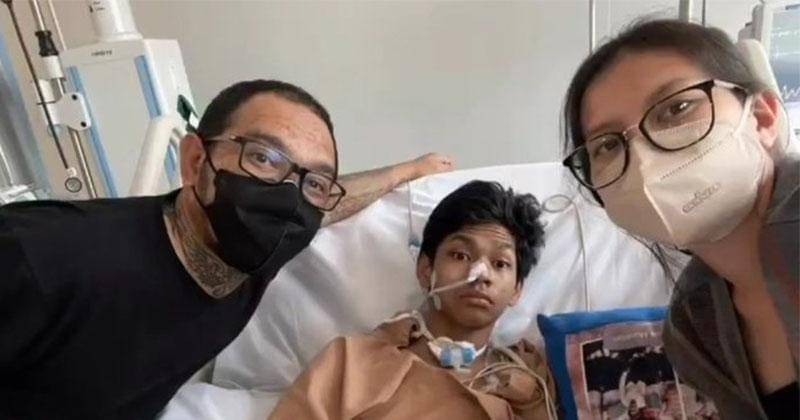 Twitter.com/seeksixsuck