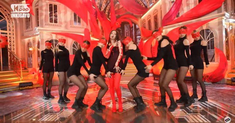 Youtube.com/BLACKPINK