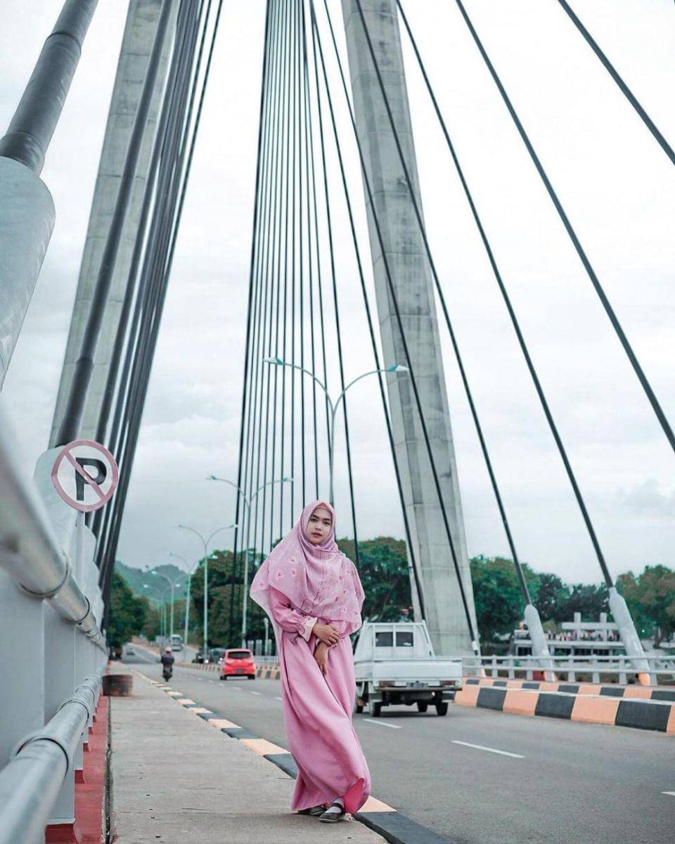 Instagram.com/riaricis1795