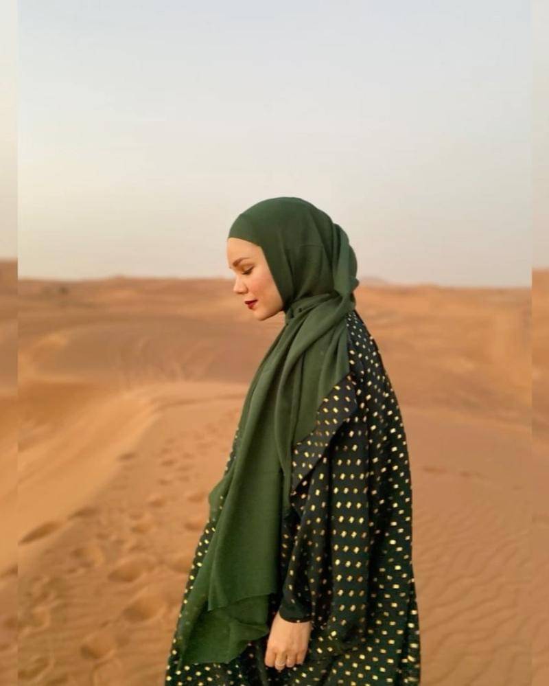 Instagram.com/dewisandra