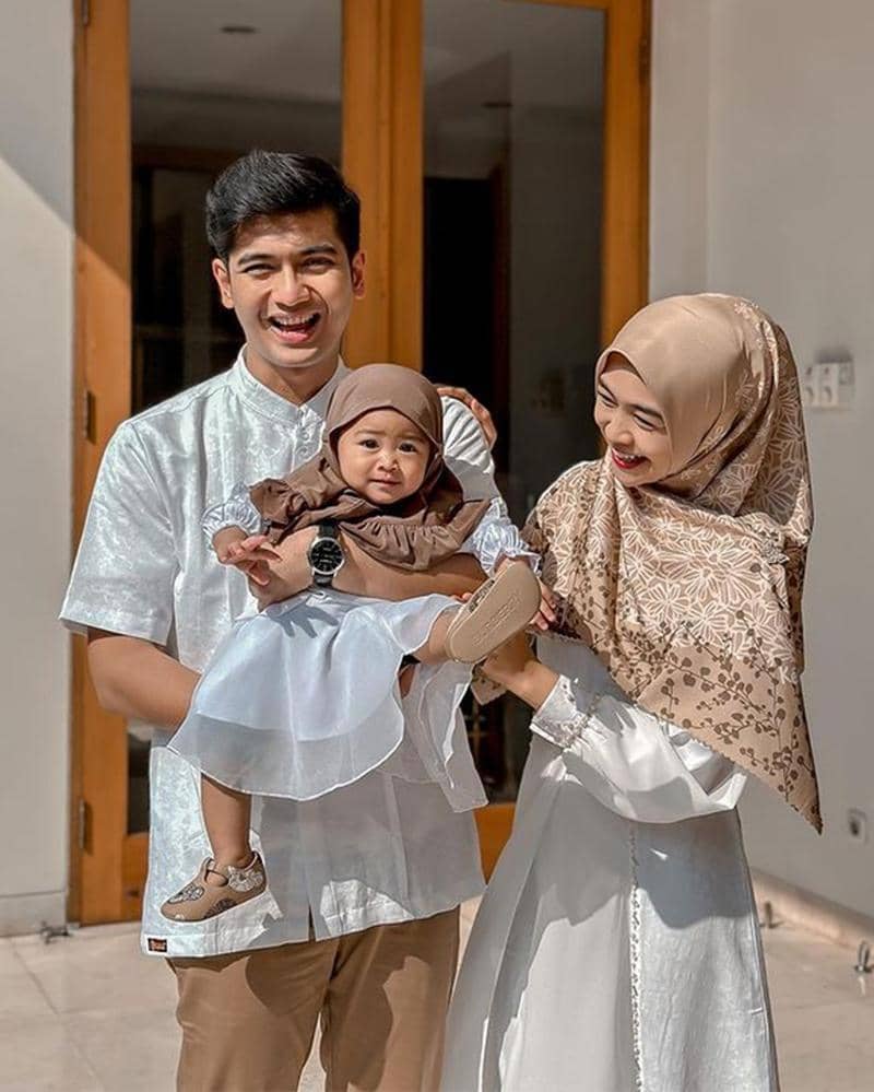 Instagram.com/riaricis1795