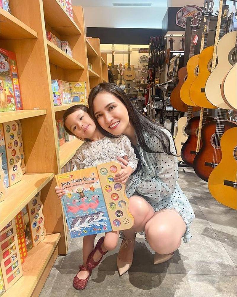 Instagram.com/missclaireherbowo