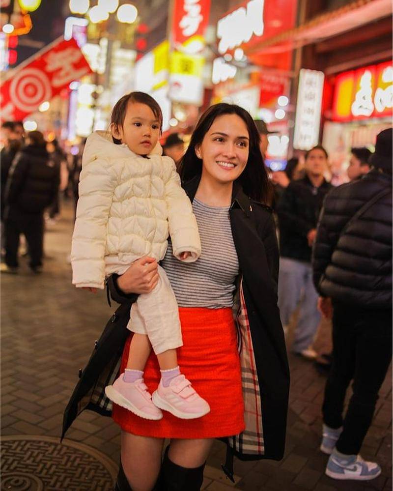 Instagram.com/missclaireherbowo