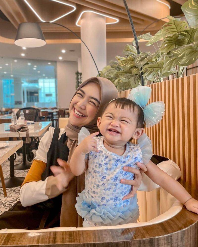 Instagram.com/riaricis1795