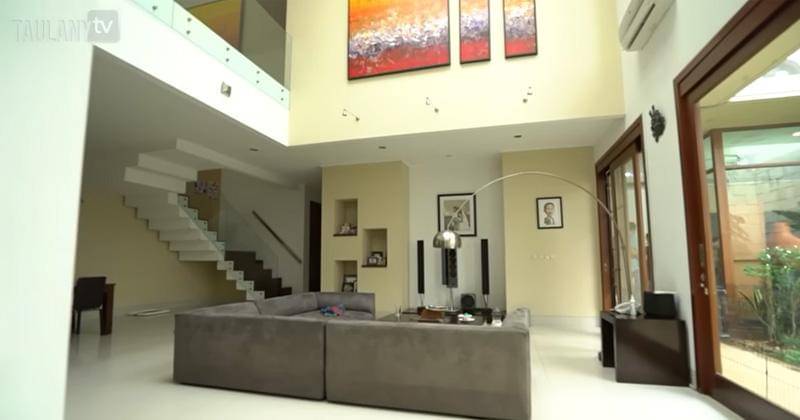 Youtube.com/TAULANY TV