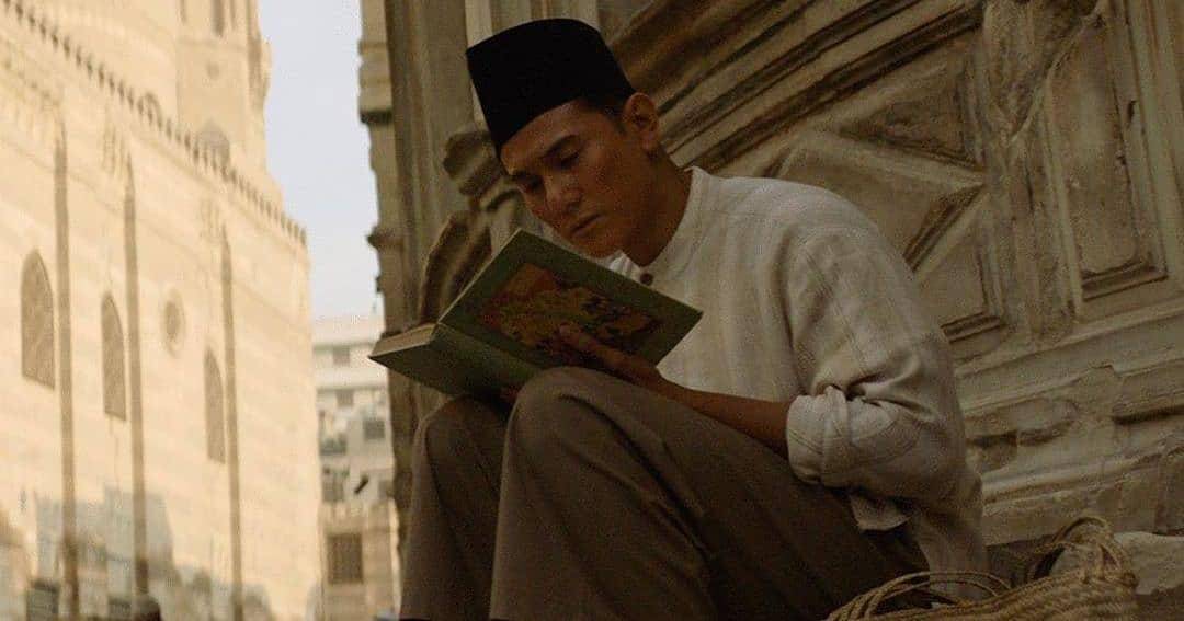 Vino G Bastian sebagai Buya Hamka - Instagram.com/buya_hamka_official