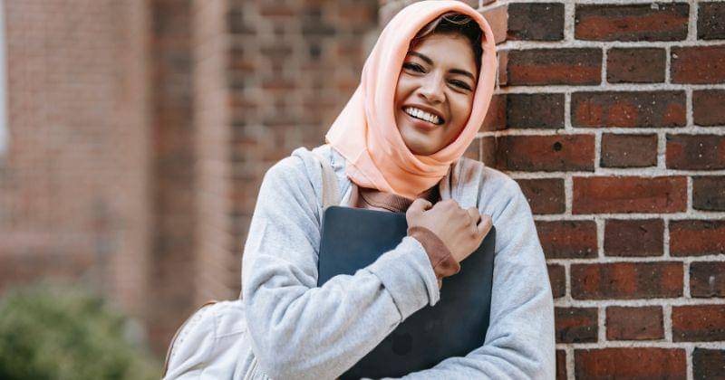 Pexels/Keira Burton: