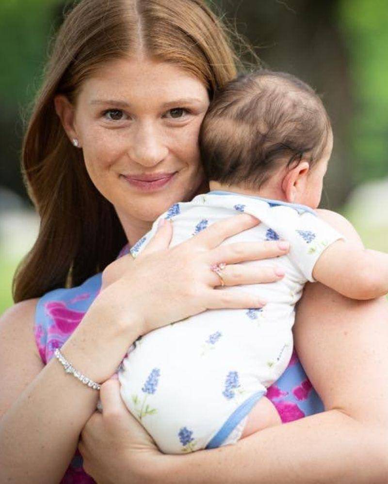 Instagram.com/@jenniferkgates