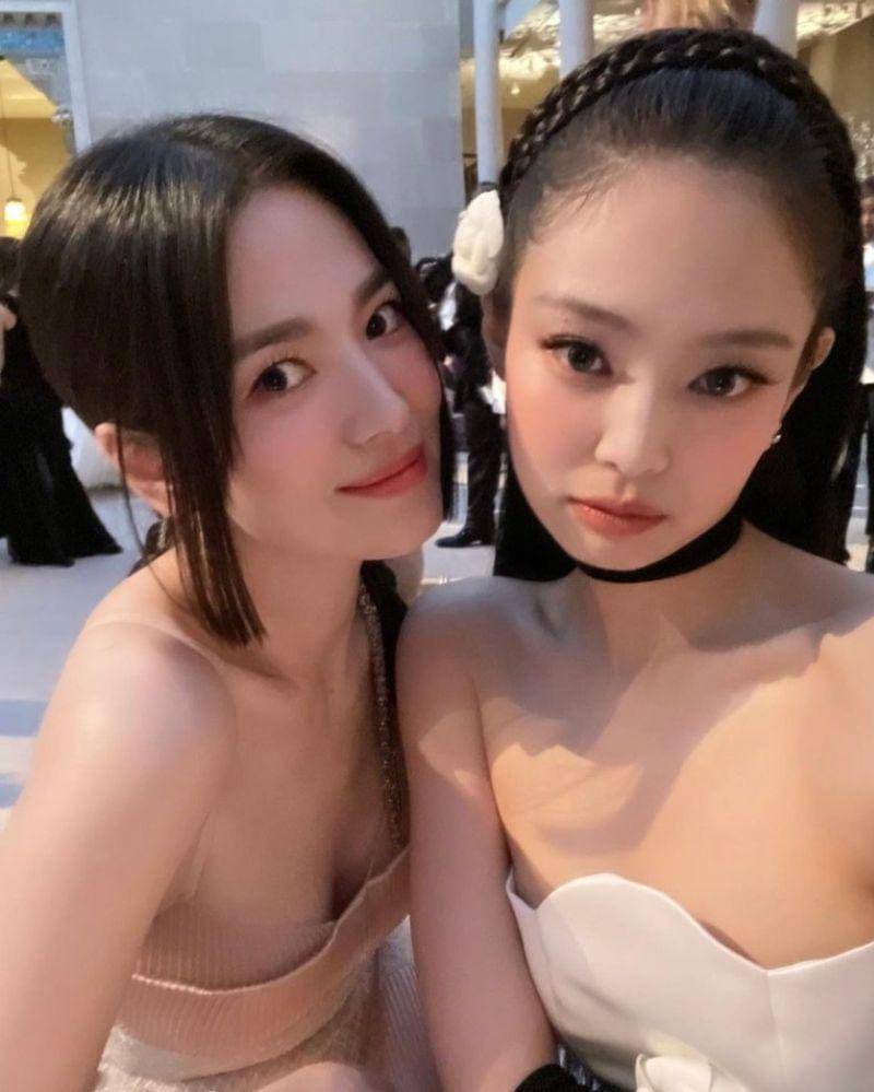 Instagram.com//jinyoungzooo