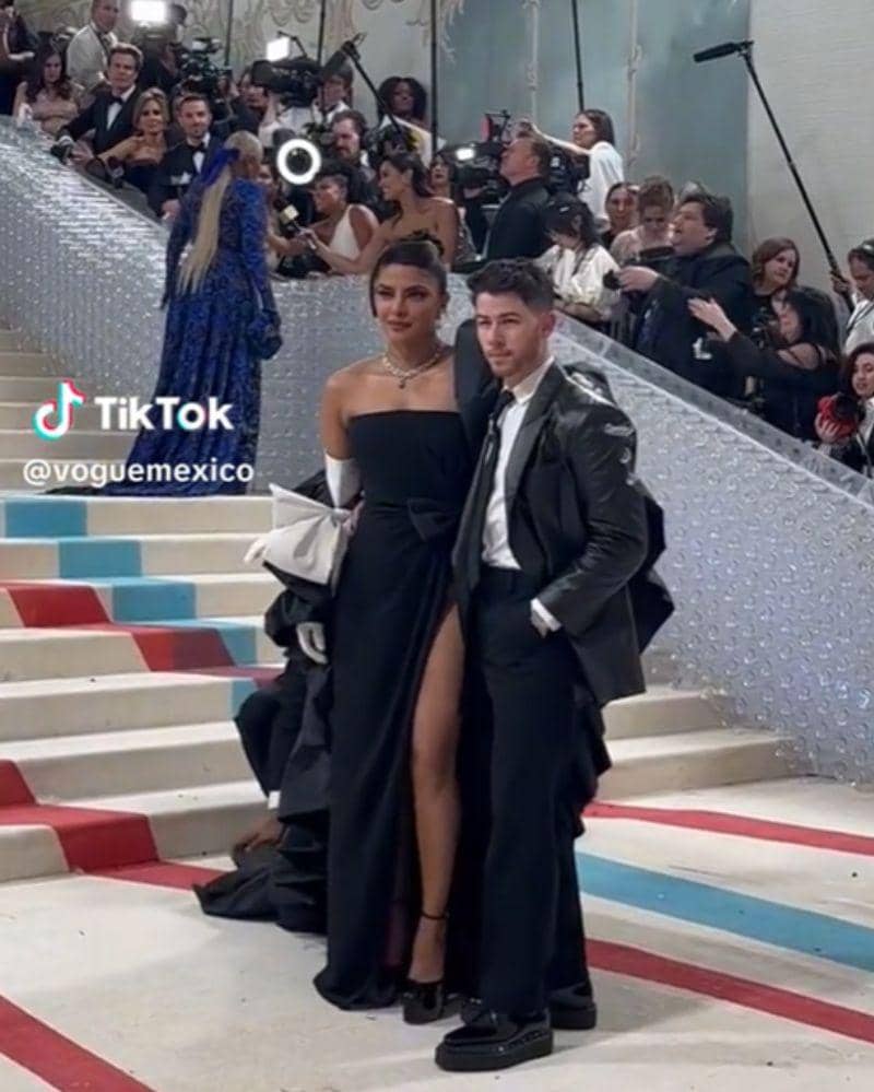 Tiktok.com/@voguemexico