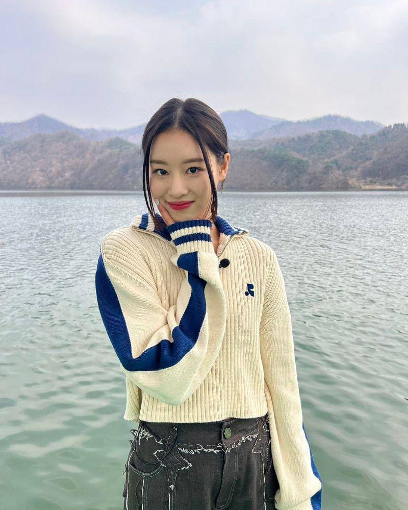 Twitter.com/we_fiftyfifty