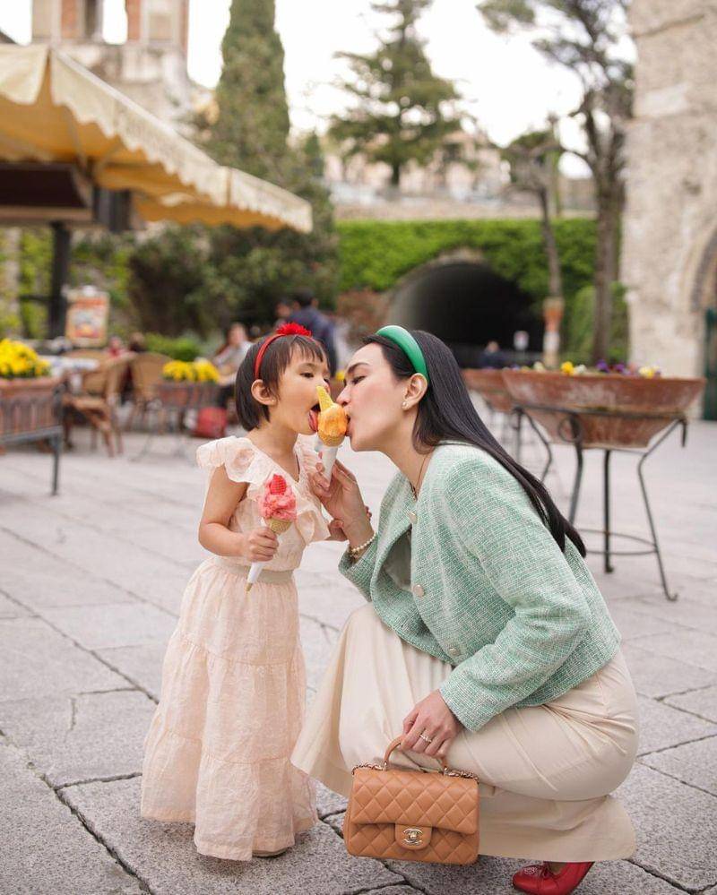 Instagram.com/shandyaulia