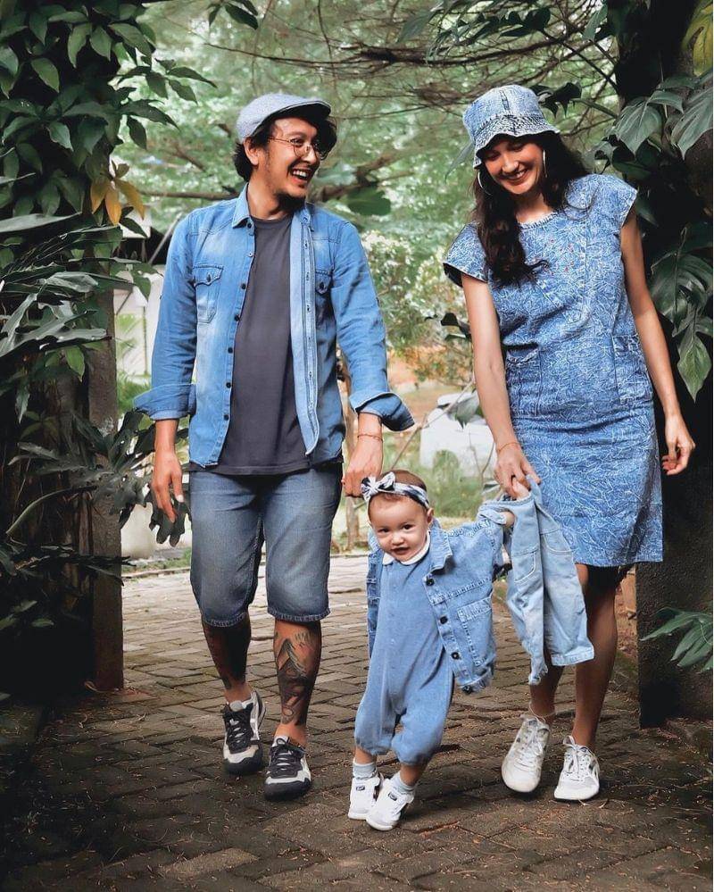 Instagram.com/@nadinelist