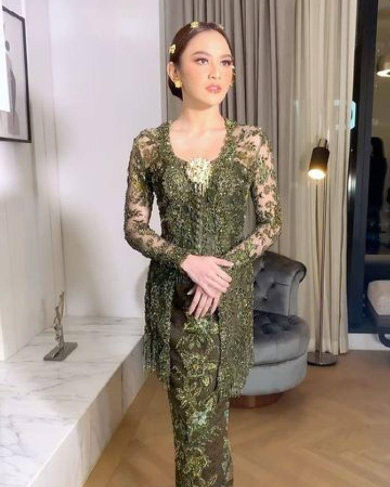 Instagram.com/askyfebrianti