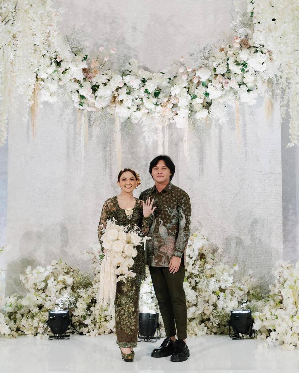 Instagram.com/thebridestory