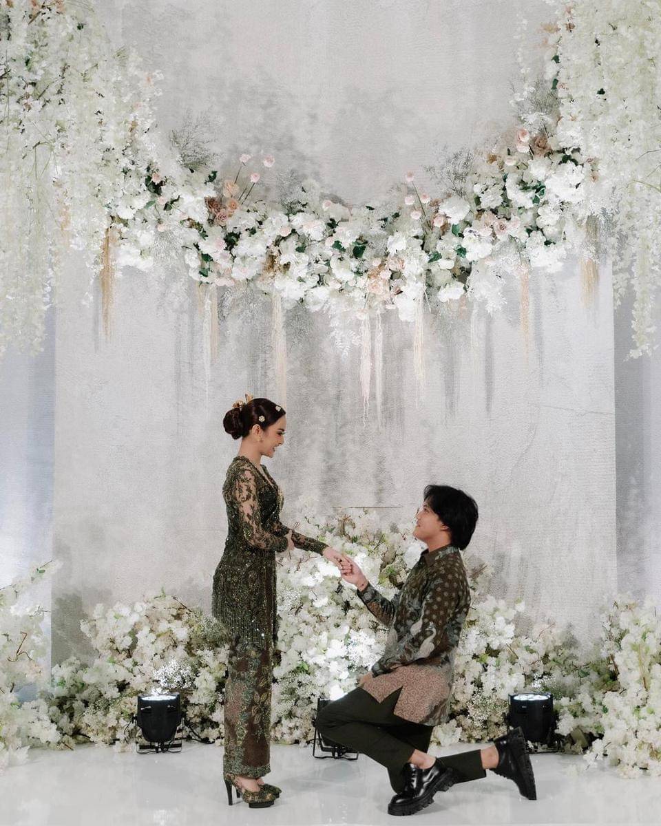 Instagram.com/thebridestory