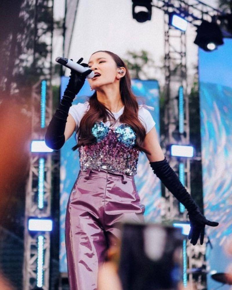 Instagram.com/mahaliniraharja