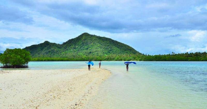 pariwisata.pesawarankab.go.id