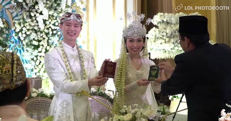 Youtube.com/LOL Photobooth