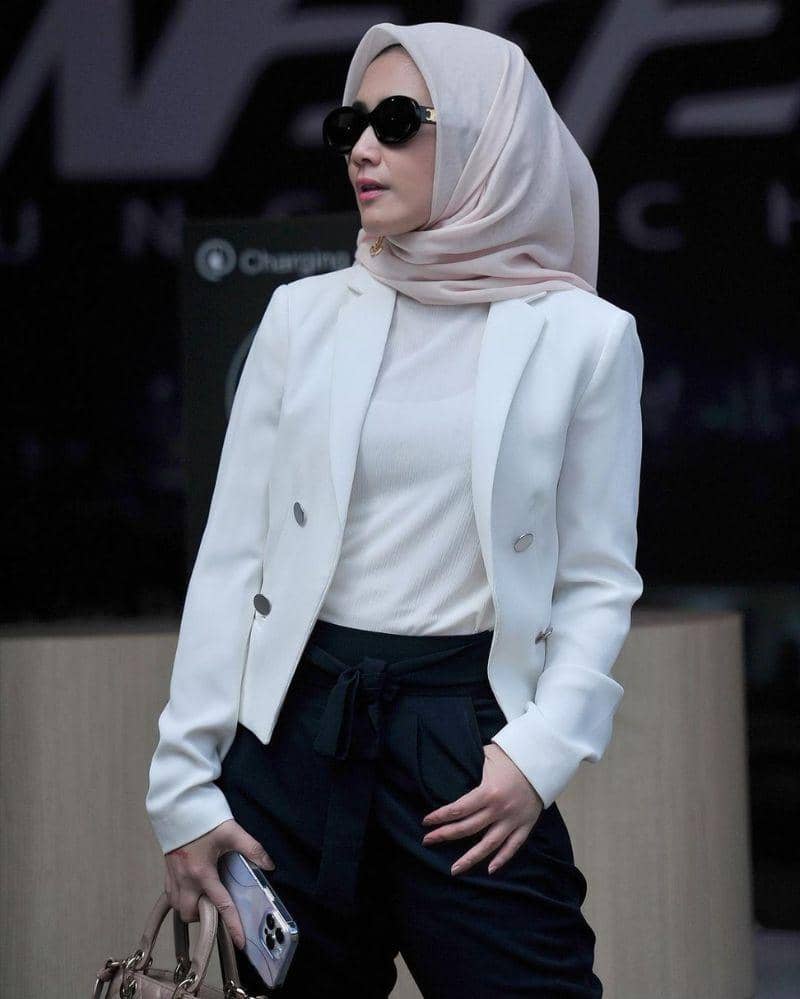 Instagram.com/dine.pearl