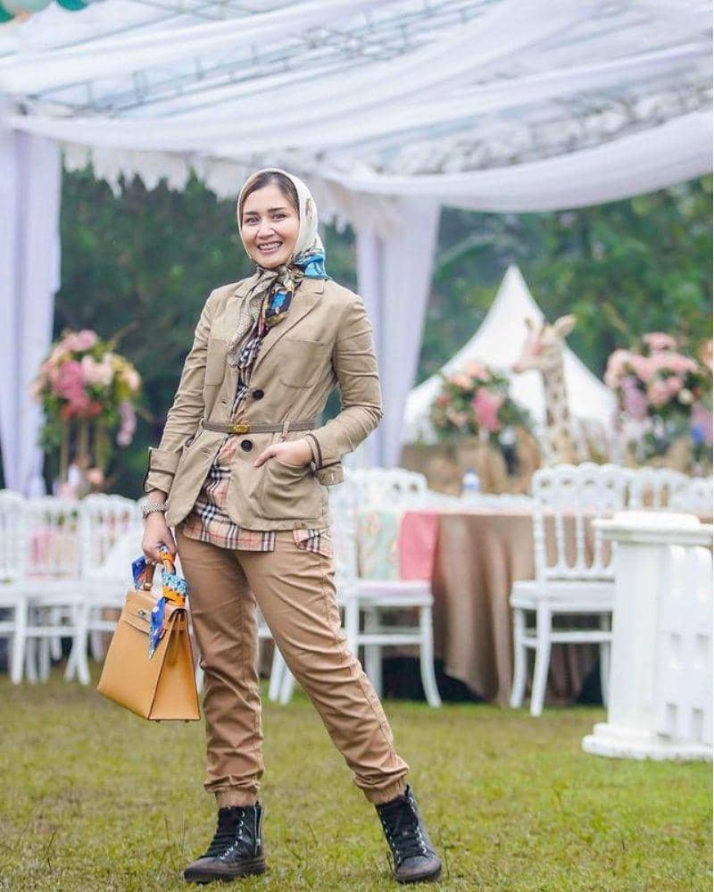 Instagram.com/dine.pearl