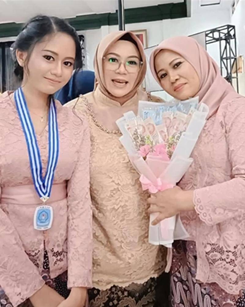 Instagram.com/riniperdiyanti