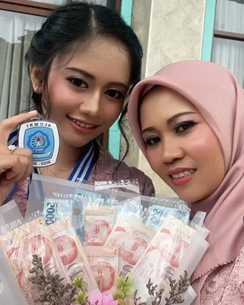 Instagram.com/riniperdiyanti