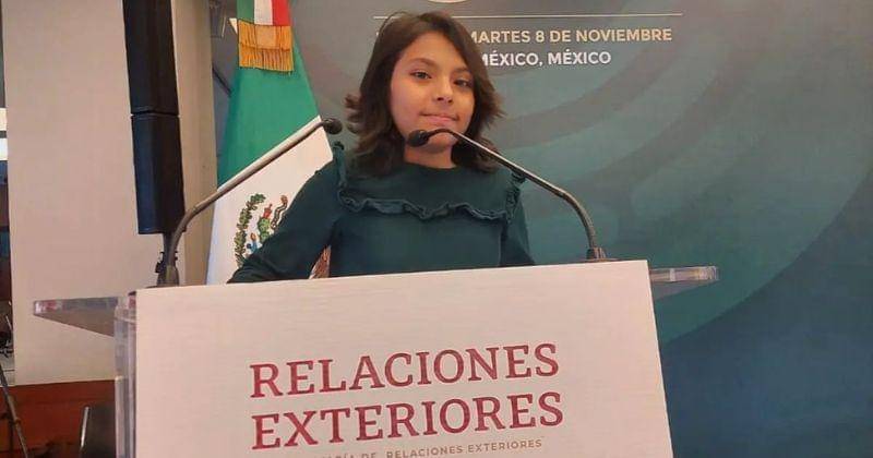 INstagram.com/adhara_perez11