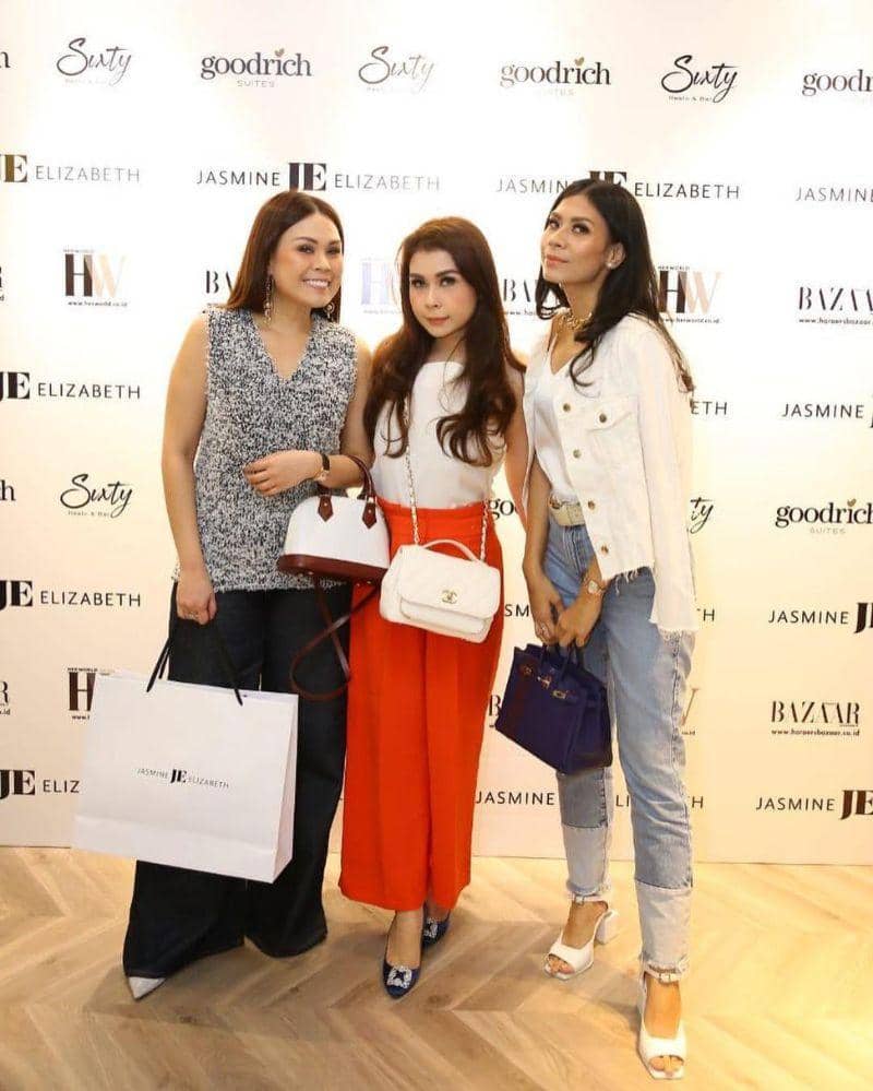 Instagram.com/putrihasibuan