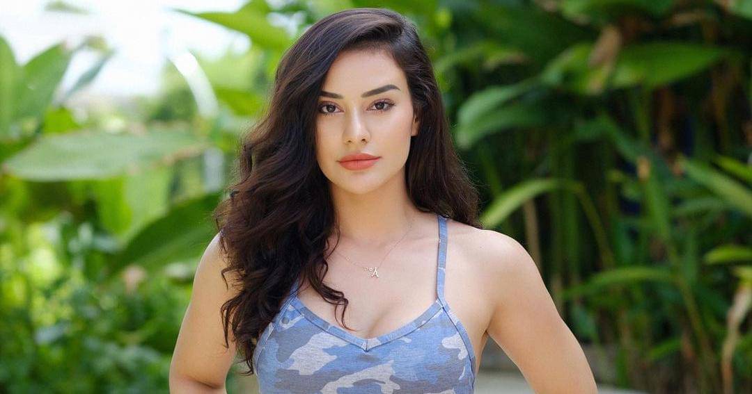 Instagram.com/noraalexandra