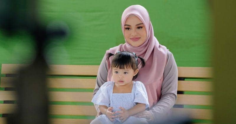 Instagram.com/aurelie.hermansyah