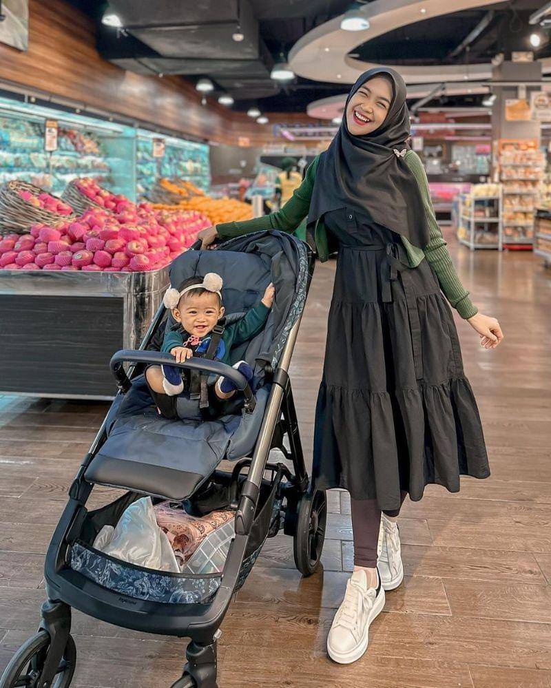 Instagram.com/riaricis1795