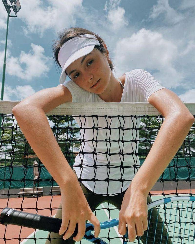 Instagram.com/Amandarawles