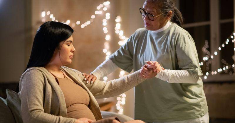 Mengenal Doula, Pendamping Setia Ibu Melahirkan