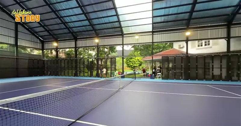 YouTube.com/deHakims Story