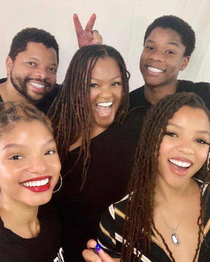 Instagram.com/chloexhalle