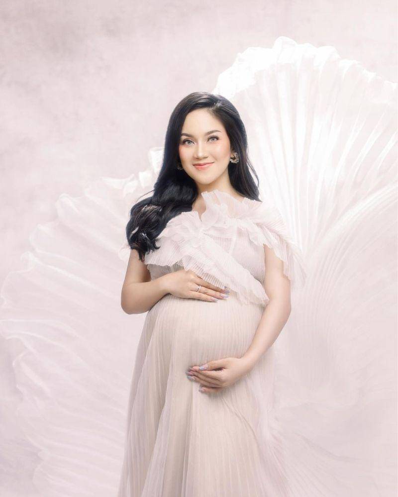 Instagram.com/@litahutami