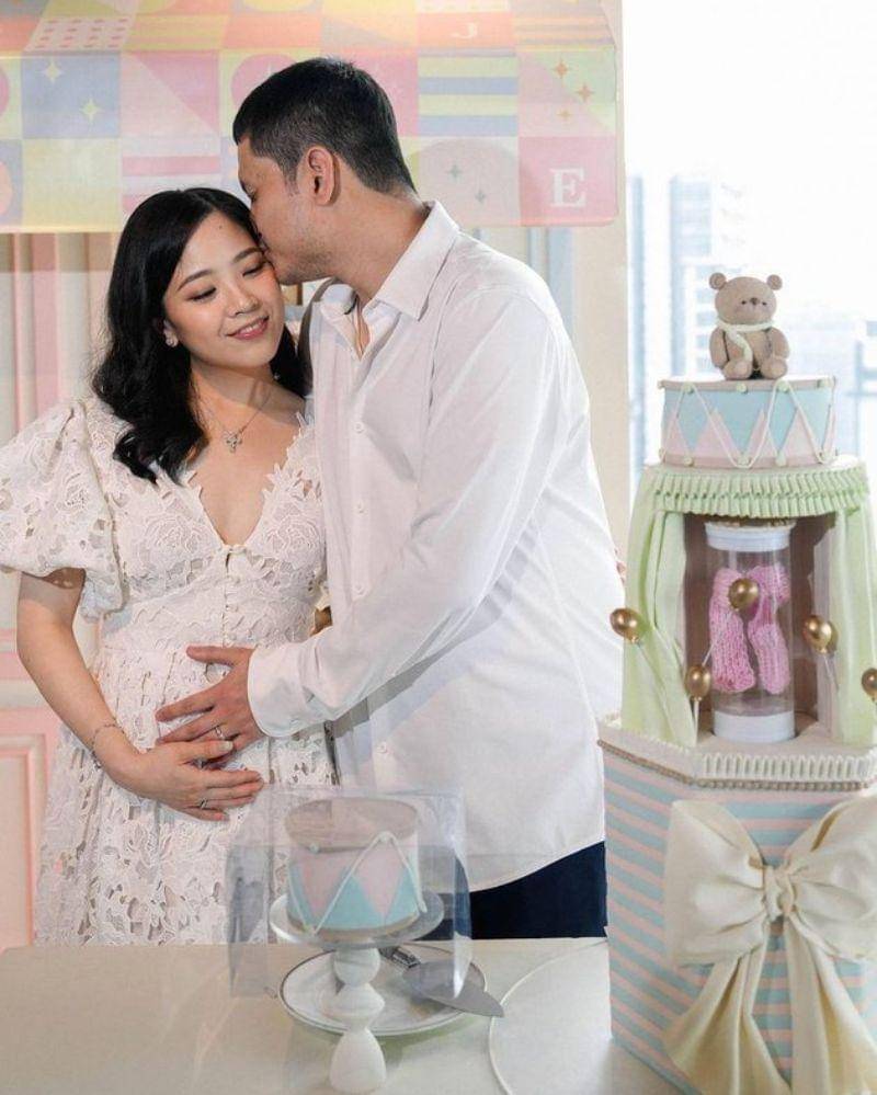 Instagram.com/@clarissatanoe