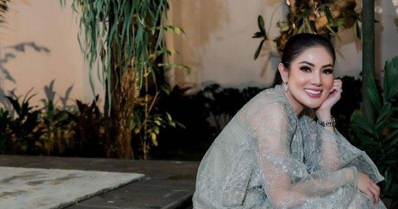 Instagram.com/nindyayunda