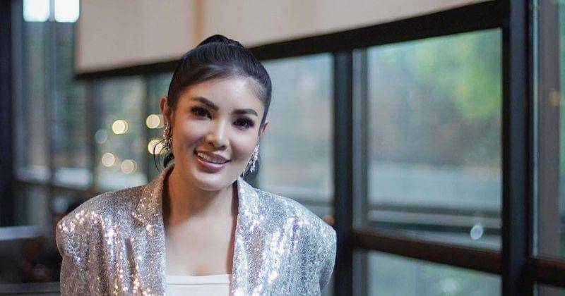 Instagram.com/nindyayunda