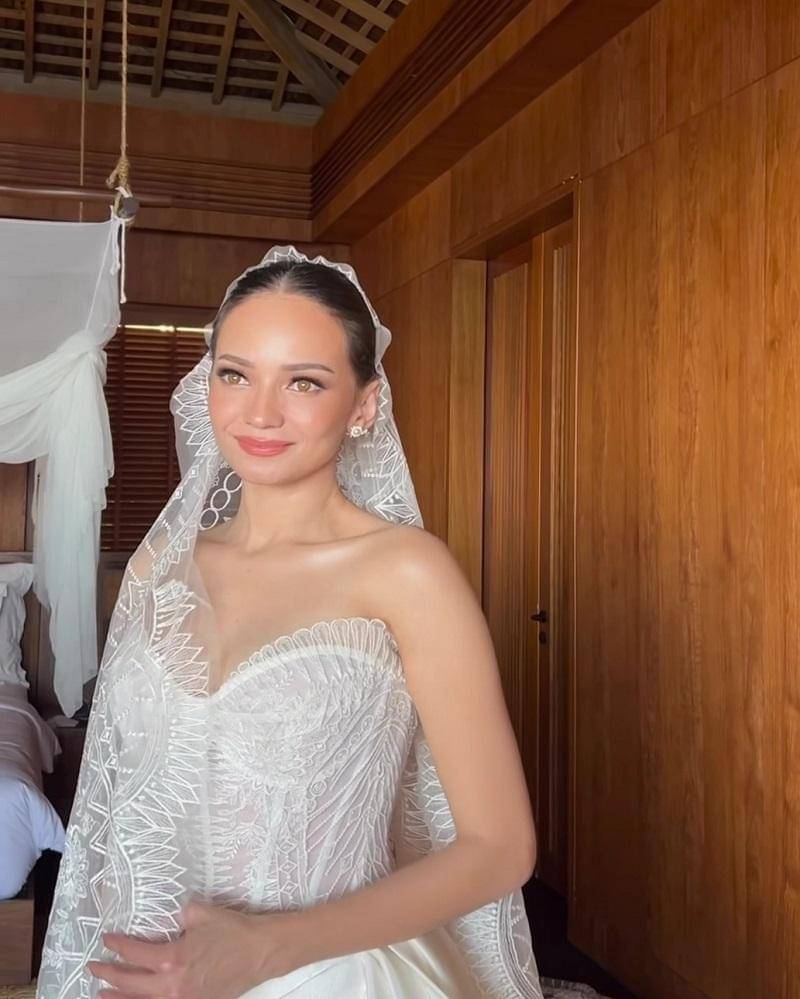 instagram.com/evalovira