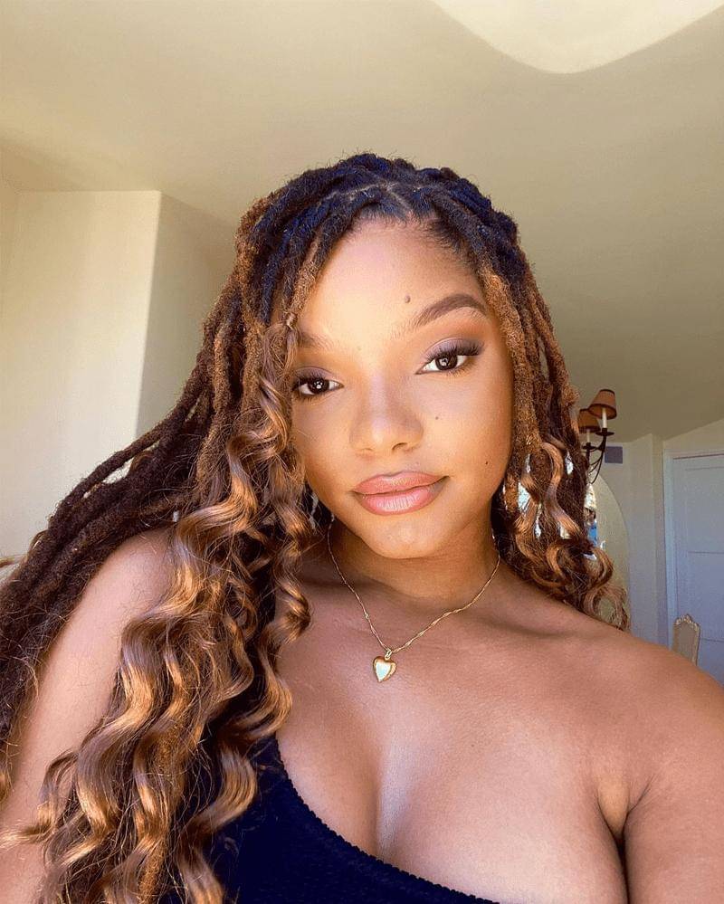 Instagram.com/hallebailey