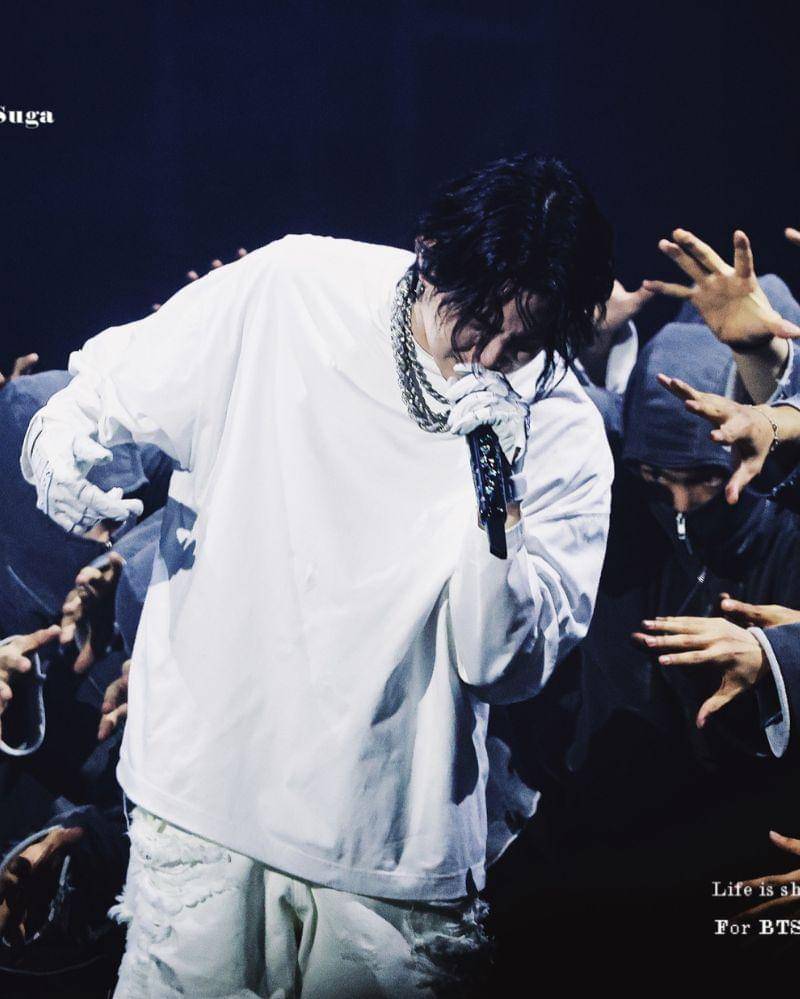 Twitter.com/candySUGA309