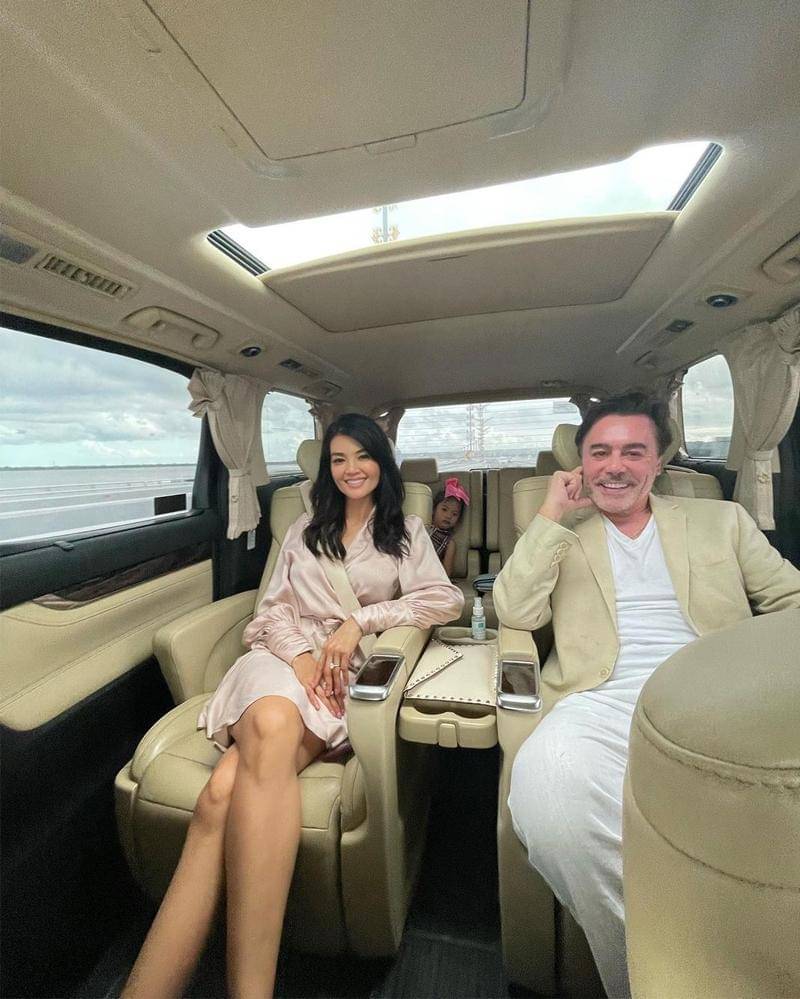 Instagram.com/farahquinnofficial